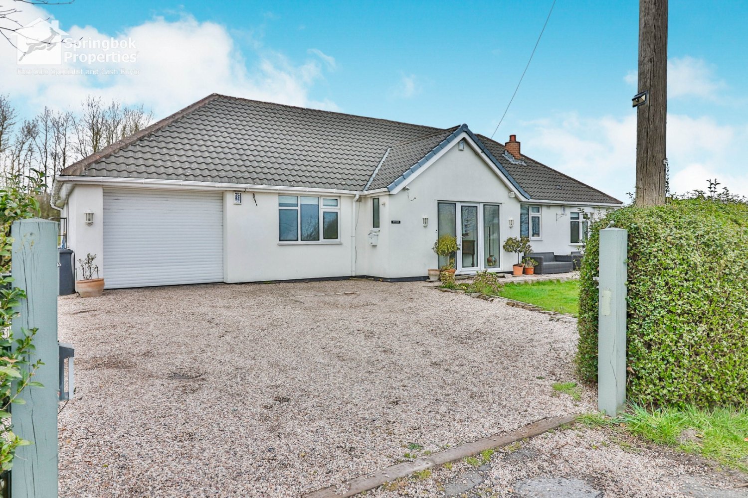 3 bedrooms Bungalow in Ormskirk, United Kingdom No. 2193