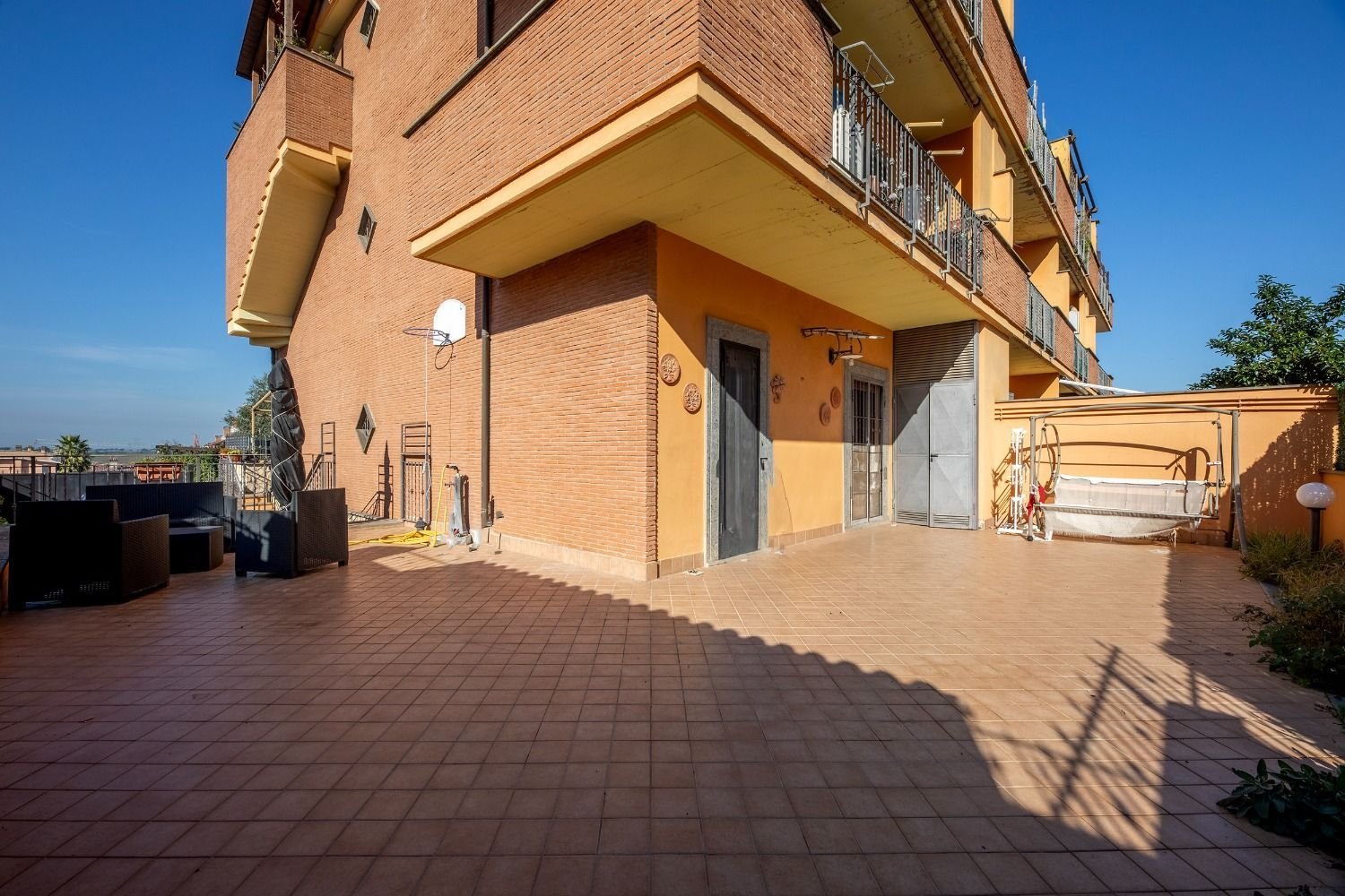 3 rooms Apartment in Fonte Nuova, Italy No. 10617