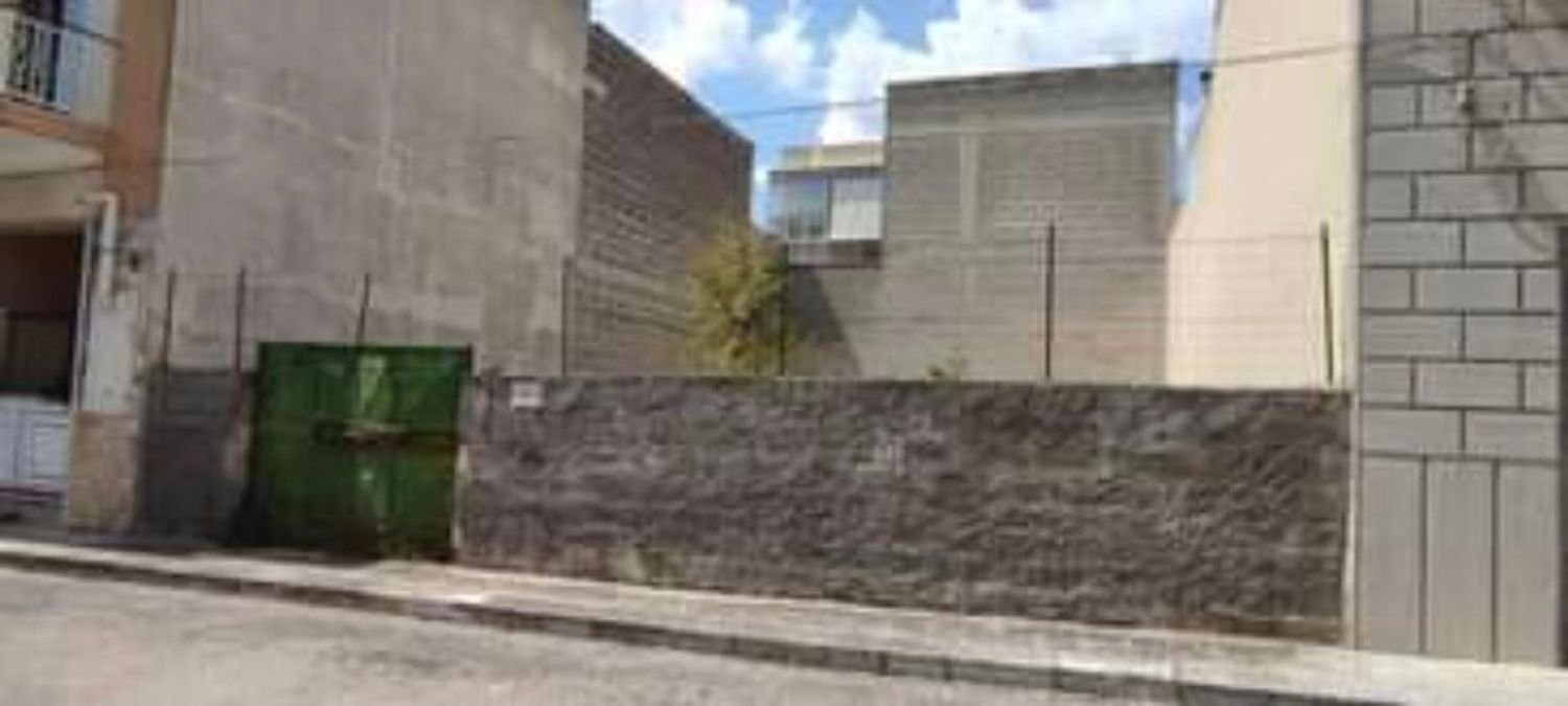 Grundstück in Villa Castelli, Italy 183m², Nr. 251735