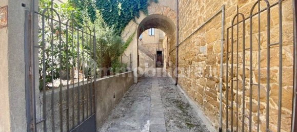 8 bedrooms Apartment in Calascibetta, Italy No. 46415 2