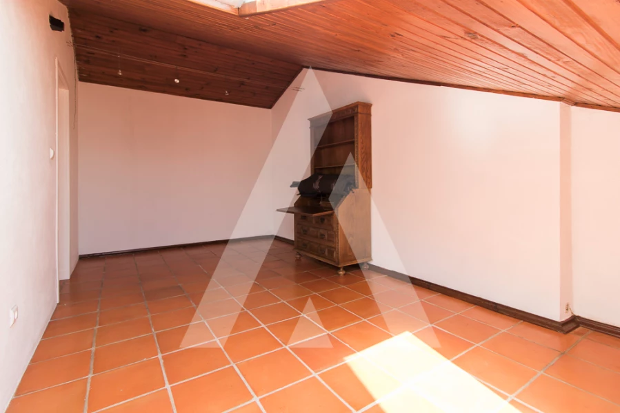 Дуплекс с 2 спальнями в Aradas, Португалия № 327442