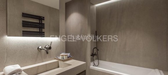 Квартира с 4 спальнями в Старый город, Испания № 104012 18