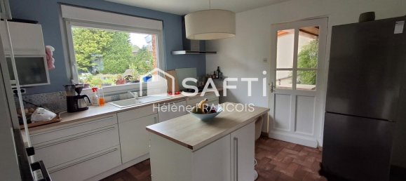 4 bedrooms House in Etaples, France No. 66047 4