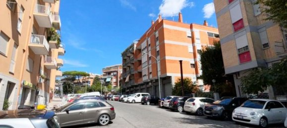 4 rooms Apartment in Rome, Italy No. 195871 4