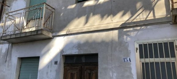 Дом с 8 комнатами в Купелло, Италия № 233943 3