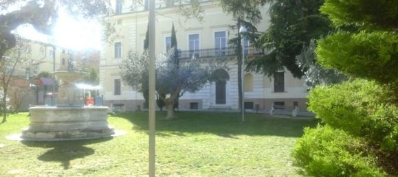 Дом с 8 комнатами в Купелло, Италия № 233943 16