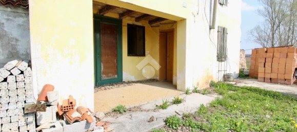 3 rooms House in Salgareda, Italy No. 136961 4