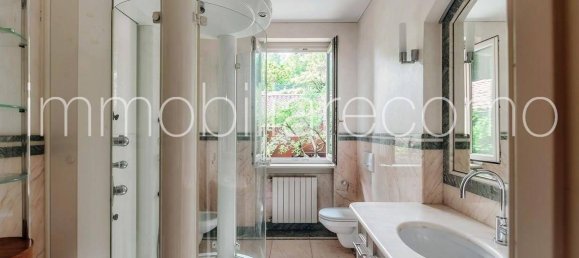 6 Schlafzimmer Villa in San Fermo della Battaglia, Italy, Nr. 333046 30