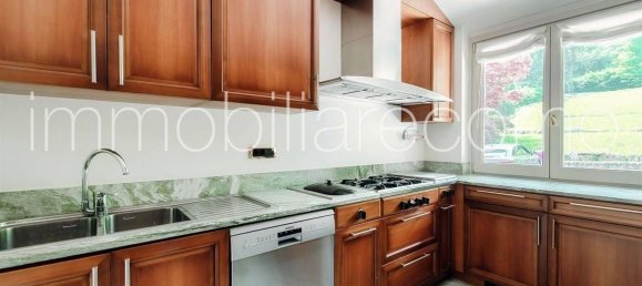 6 Schlafzimmer Villa in San Fermo della Battaglia, Italy, Nr. 333046 26