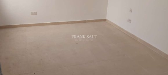 Ático de 3 dormitorios en Balzan, Malta No. 2514 4