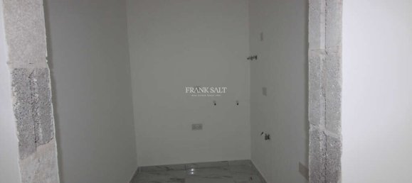 Ático de 3 dormitorios en Balzan, Malta No. 2514 24