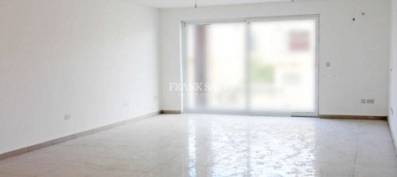 Ático de 3 dormitorios en Balzan, Malta No. 2514 3