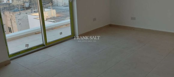 Ático de 3 dormitorios en Balzan, Malta No. 2514 8