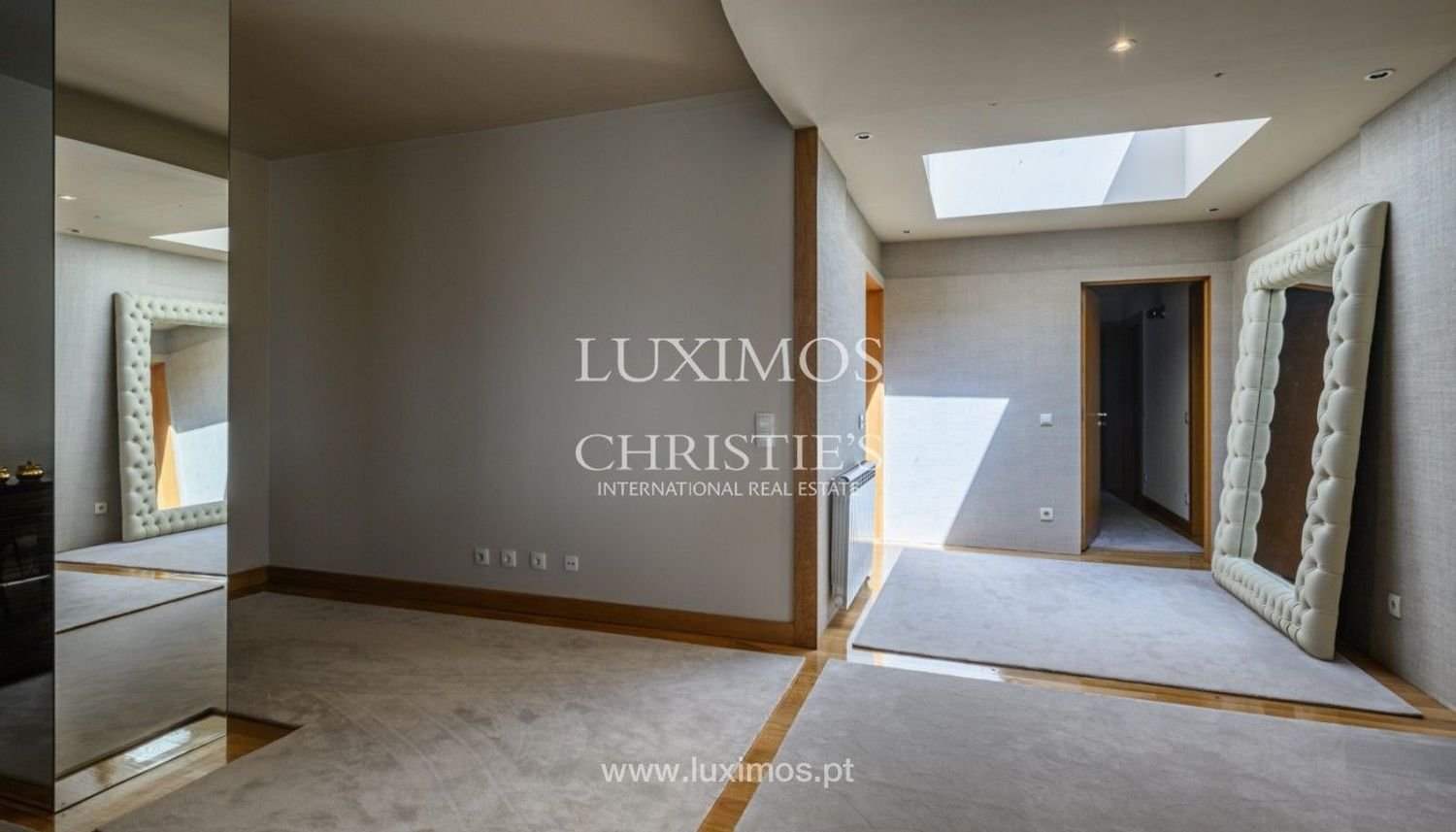 4 bedrooms Penthouse in Maia, Portugal No. 109077