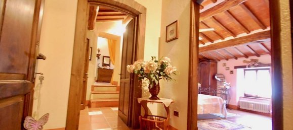 6 Schlafzimmer Haus in Passignano sul Trasimeno, Italy, Nr. 53695 21