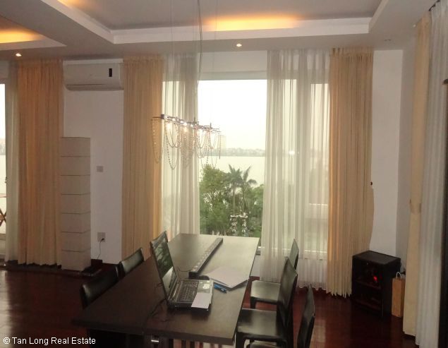 3 Schlafzimmer Wohnung in Tay Ho, Vietnam, Nr. 5888