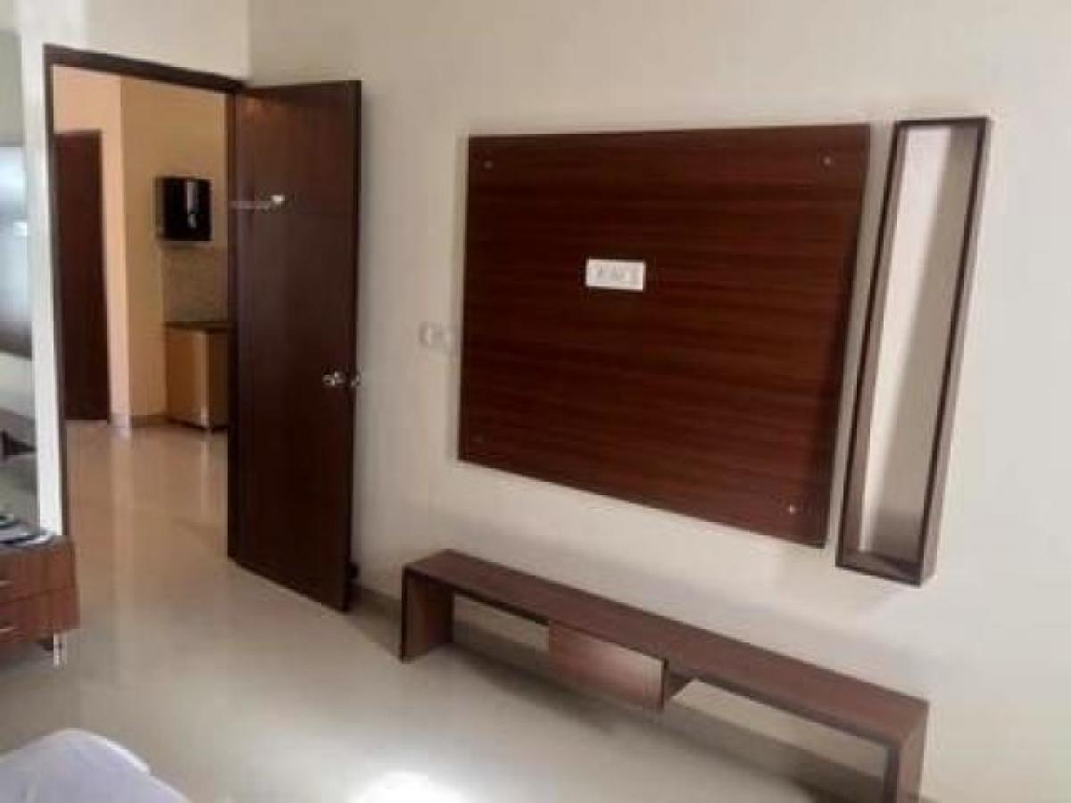 2 bedrooms House in Chandigarh, India No. 60002