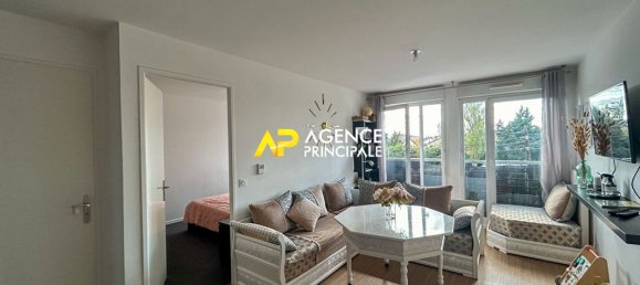 1 bedroom Apartment in Bezons, France No. 179726 2