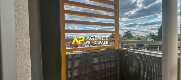 1 bedroom Apartment in Bezons, France No. 179726 10