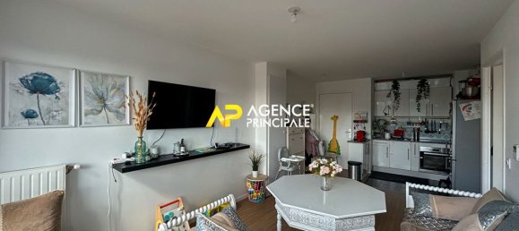 1 bedroom Apartment in Bezons, France No. 179726 3