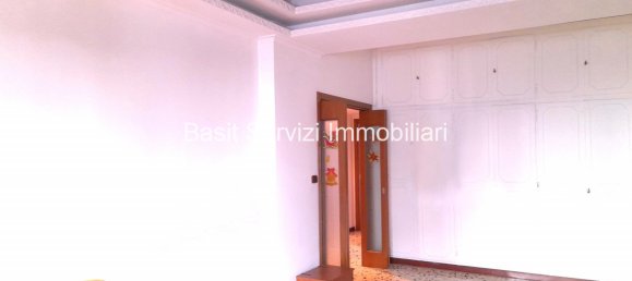 2 Schlafzimmer Wohnung in Rome, Italy, Nr. 65396 7