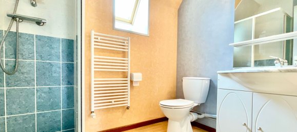 Casa de 6 habitaciónes en Bieville-Beuville, France No. 297406 15