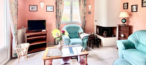 Casa de 6 habitaciónes en Bieville-Beuville, France No. 297406 6