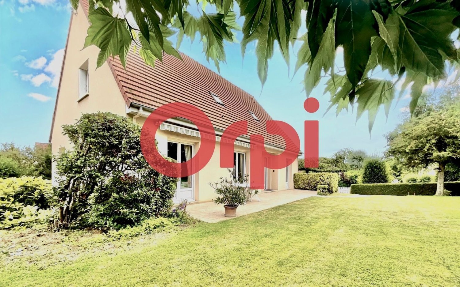 Casa de 6 habitaciónes en Bieville-Beuville, France No. 297406