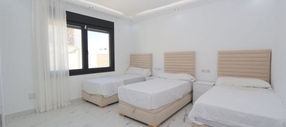 Villa de 3 dormitorios en Mijas, Spain No. 137938 35