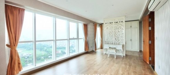 Apartamento de 4 dormitorios en Tay Ho, Vietnam No. 889 8