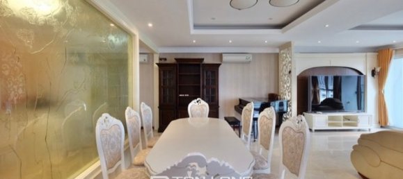 Apartamento de 4 dormitorios en Tay Ho, Vietnam No. 889 3