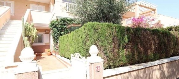 2 bedrooms Bungalow in Alicante, Spain No. 170264 2