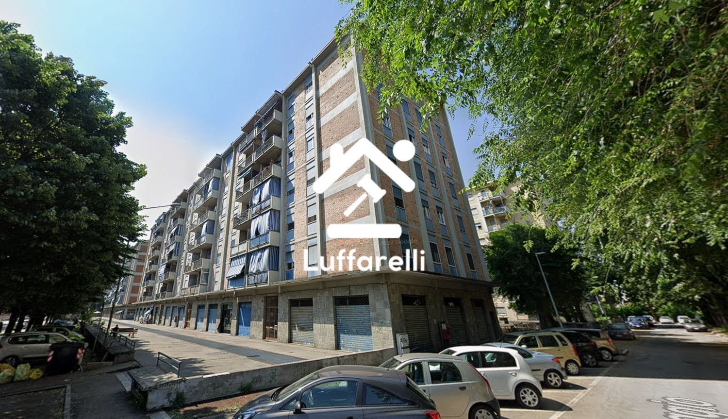 Apartamento de 4 habitaciónes en Moncalieri, Italy No. 50566