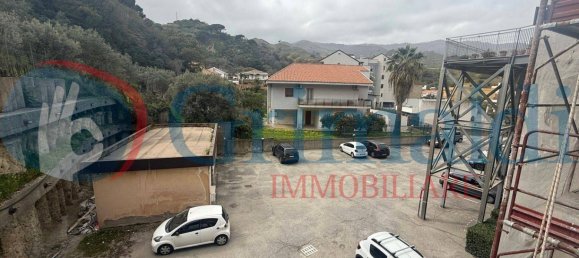 2 bedrooms Apartment in Messina, Italy No. 209245 9