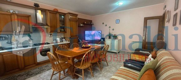 2 bedrooms Apartment in Messina, Italy No. 209245 2