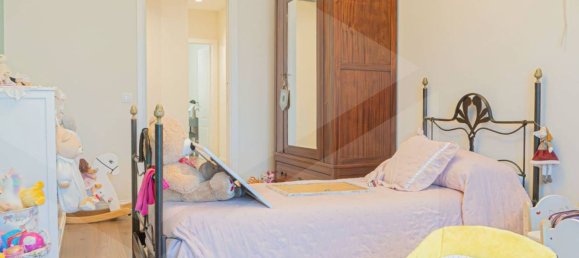 4 rooms Apartment in Bari, Italy No. 18826 12