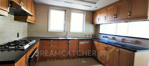 3 bedrooms Villa in Jumeirah Park, UAE No. 210 6