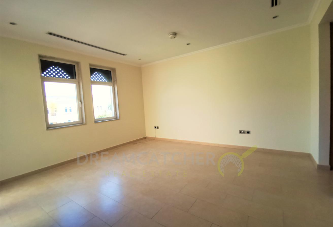 3 bedrooms Villa in Jumeirah Park, UAE No. 210