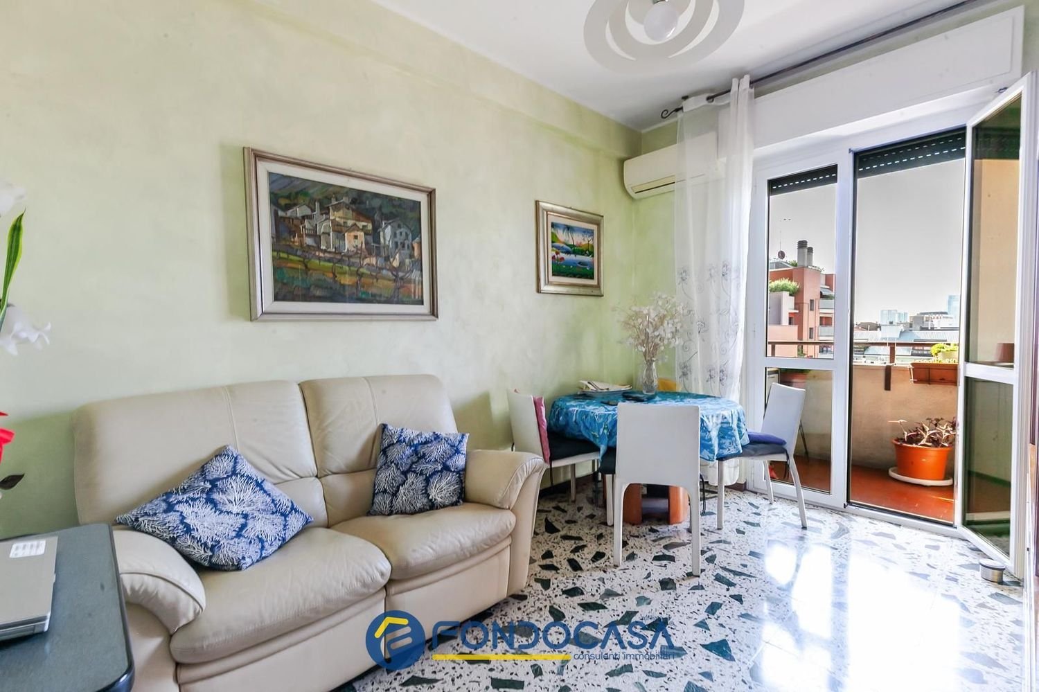 3 bedrooms Apartment in Milan, Italy No. 364957