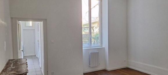 Studio in Dijon, France No. 285555 2