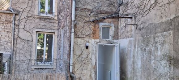 Studio in Dijon, France No. 285555 7