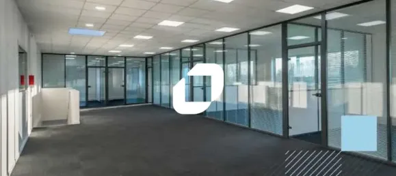 Gewerbliche Immobilie in Plaisir, France 15782m², Nr. 288921 4