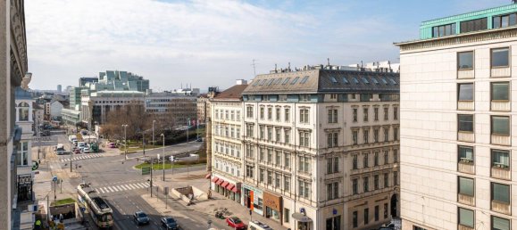 Квартира с 4 комнатами в Вена, Австрия № 150025 14