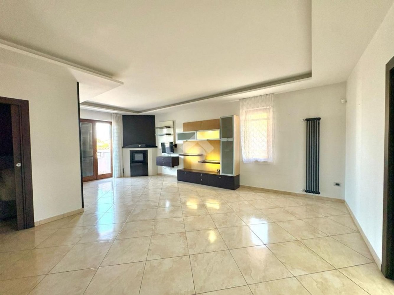 Dúplex de 4 habitaciónes en Sant'Antimo, Italy No. 282370