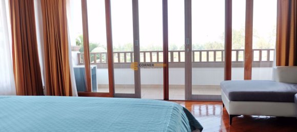 5 bedrooms Cafe / restaurant in Chonburi, Thailand No. 5318 19