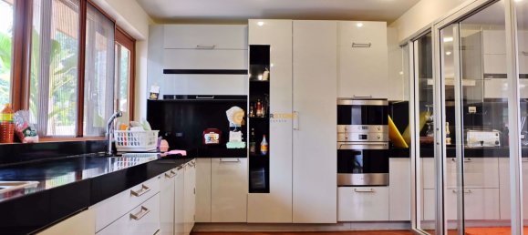 5 bedrooms Cafe / restaurant in Chonburi, Thailand No. 5318 5