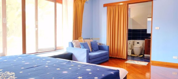 5 bedrooms Cafe / restaurant in Chonburi, Thailand No. 5318 28