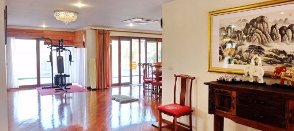 5 bedrooms Cafe / restaurant in Chonburi, Thailand No. 5318 15