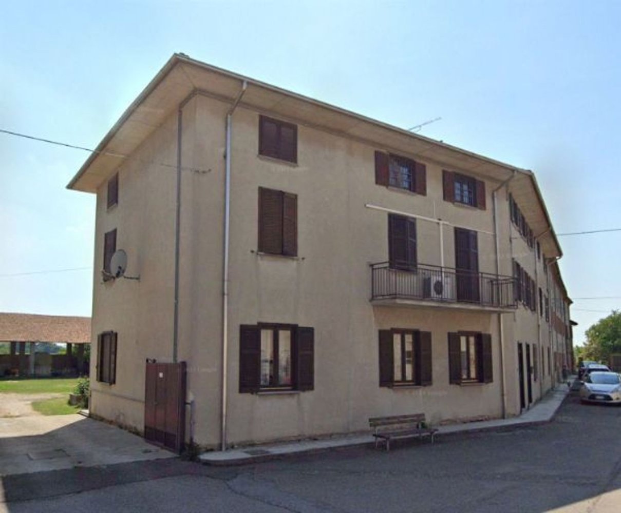4-Zimmer Wohnung in Voghera, Italy, Nr. 182268