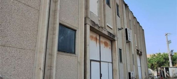 4500m² Warehouse in Sestu, Italy No. 333970 8